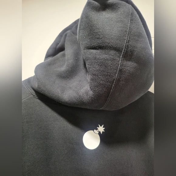 The Hundreds (Doggystyle Edition) - Picture 3 of 4